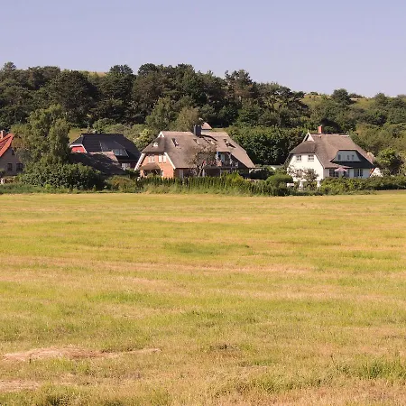 아파트 Ferienwohnung-sonnenkliff-in-gross-zicker-halbinsel-moenchgut