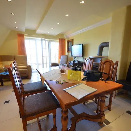 Ferienwohnung-sonnenkliff-in-gross-zicker-halbinsel-moenchgut *