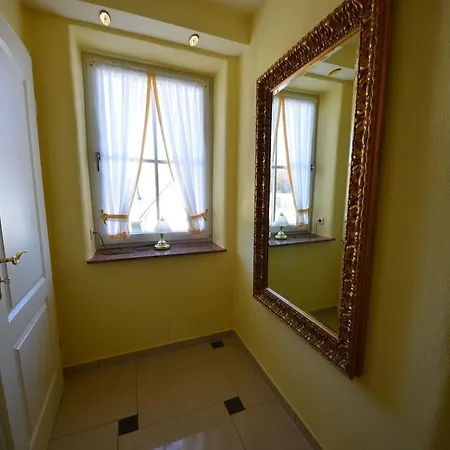 아파트 Ferienwohnung-sonnenkliff-in-gross-zicker-halbinsel-moenchgut