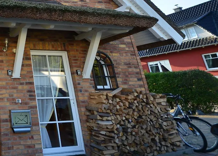 Ferienwohnung-sonnenkliff-in-gross-zicker-halbinsel-moenchgut *